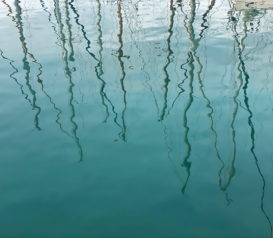 Reflet mats des bateaux de Cassis